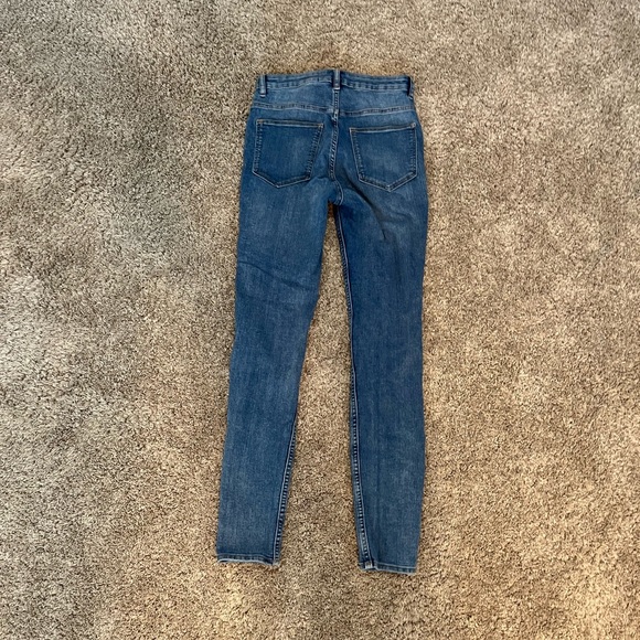 Divided H&M Skinny Jeans with Holes. US Size 4. - Picture 3 of 4